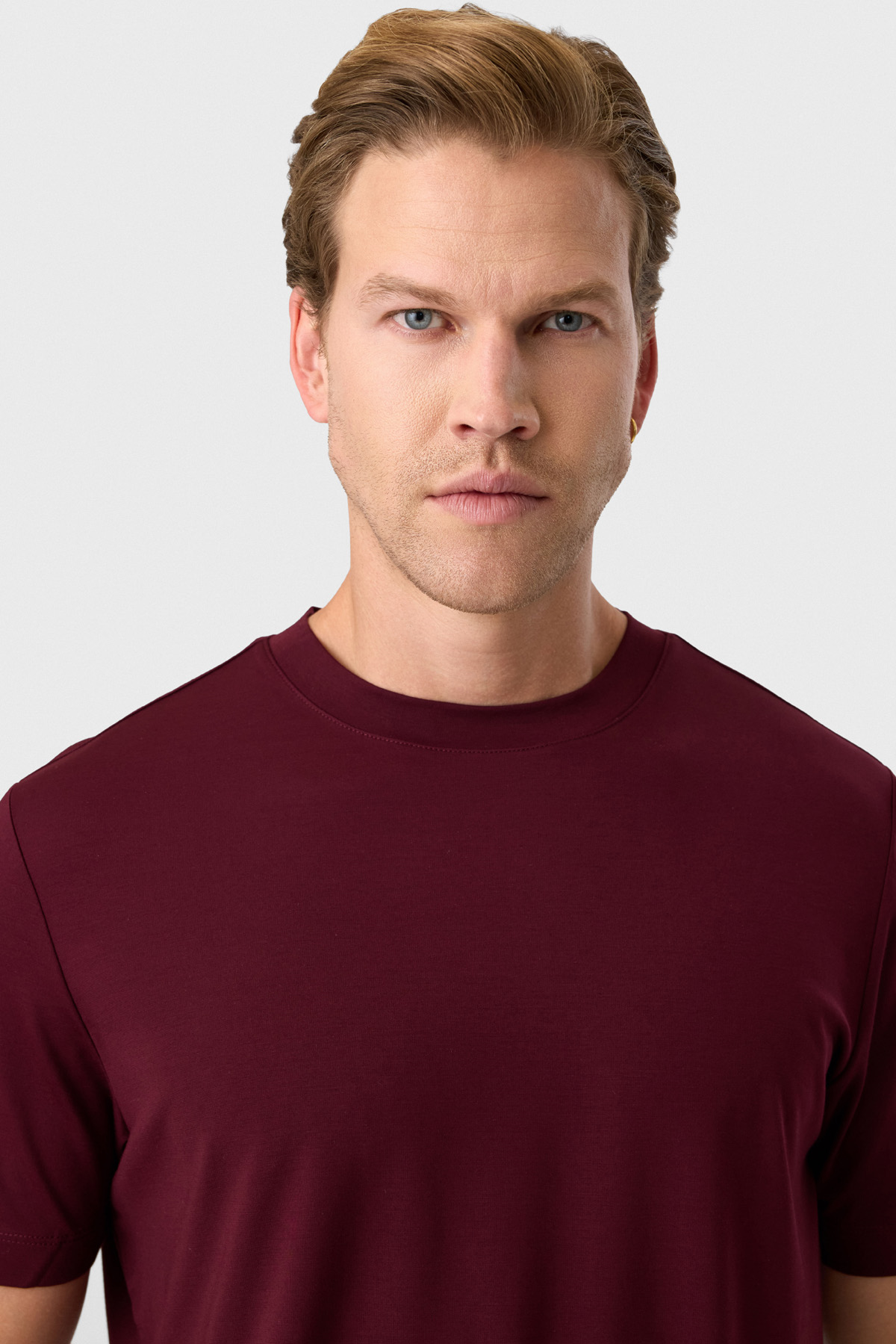 REGULAR FIT BİSİKLET YAKA TSHIRT