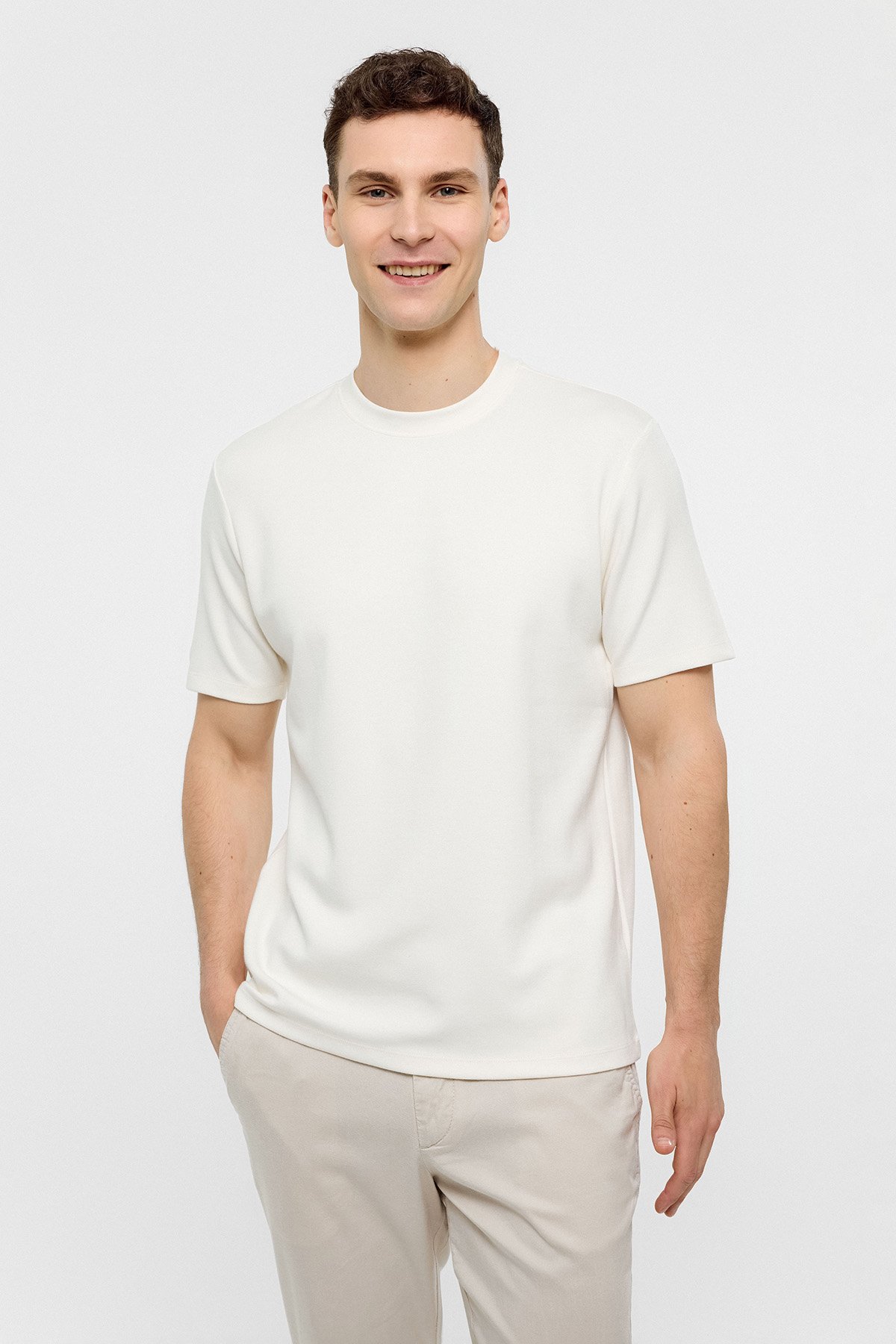 REGULAR FIT BISIKLET YAKA TSHIRT