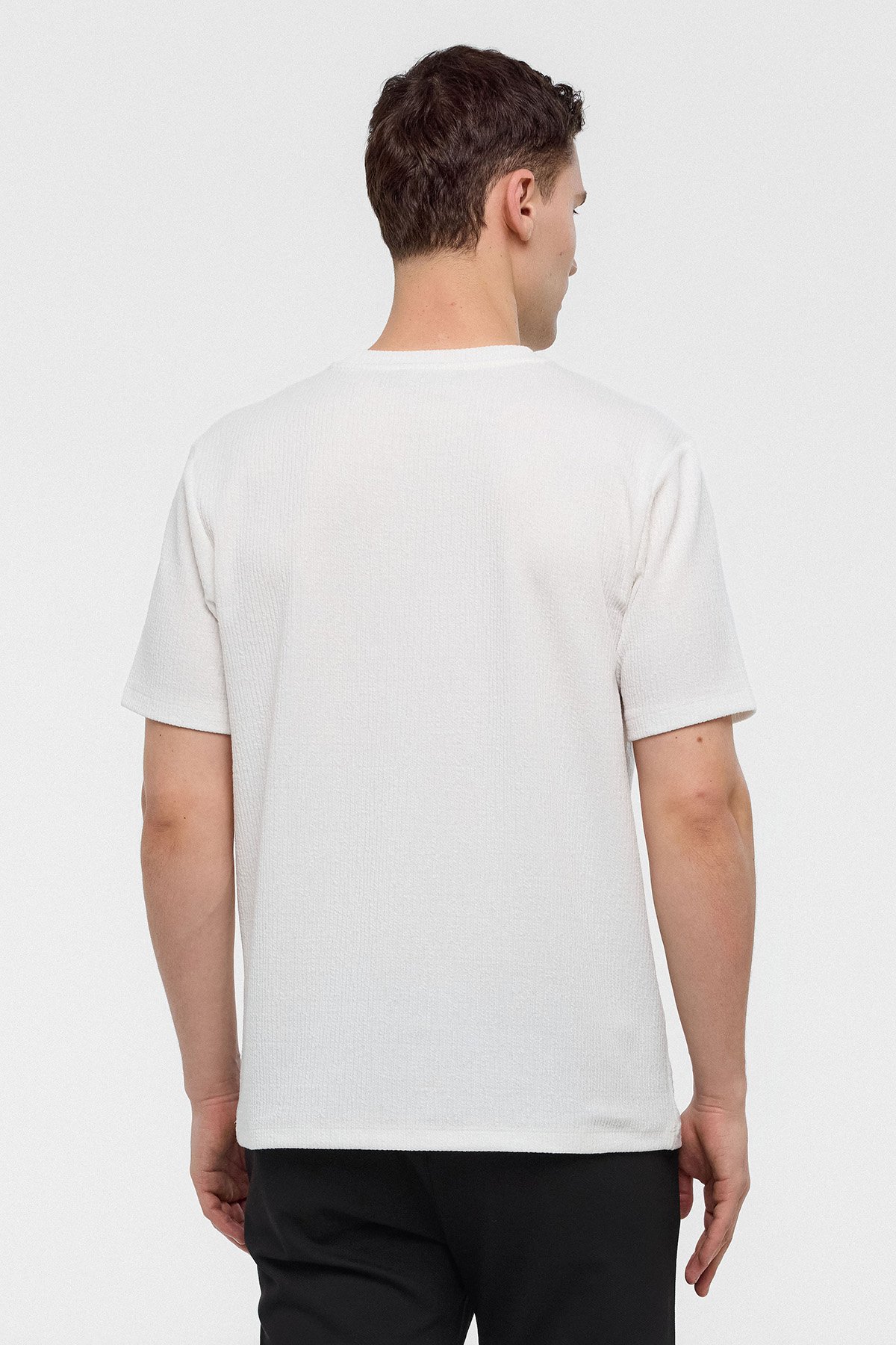 REGULAR FIT BİSİKLET YAKA TSHIRT