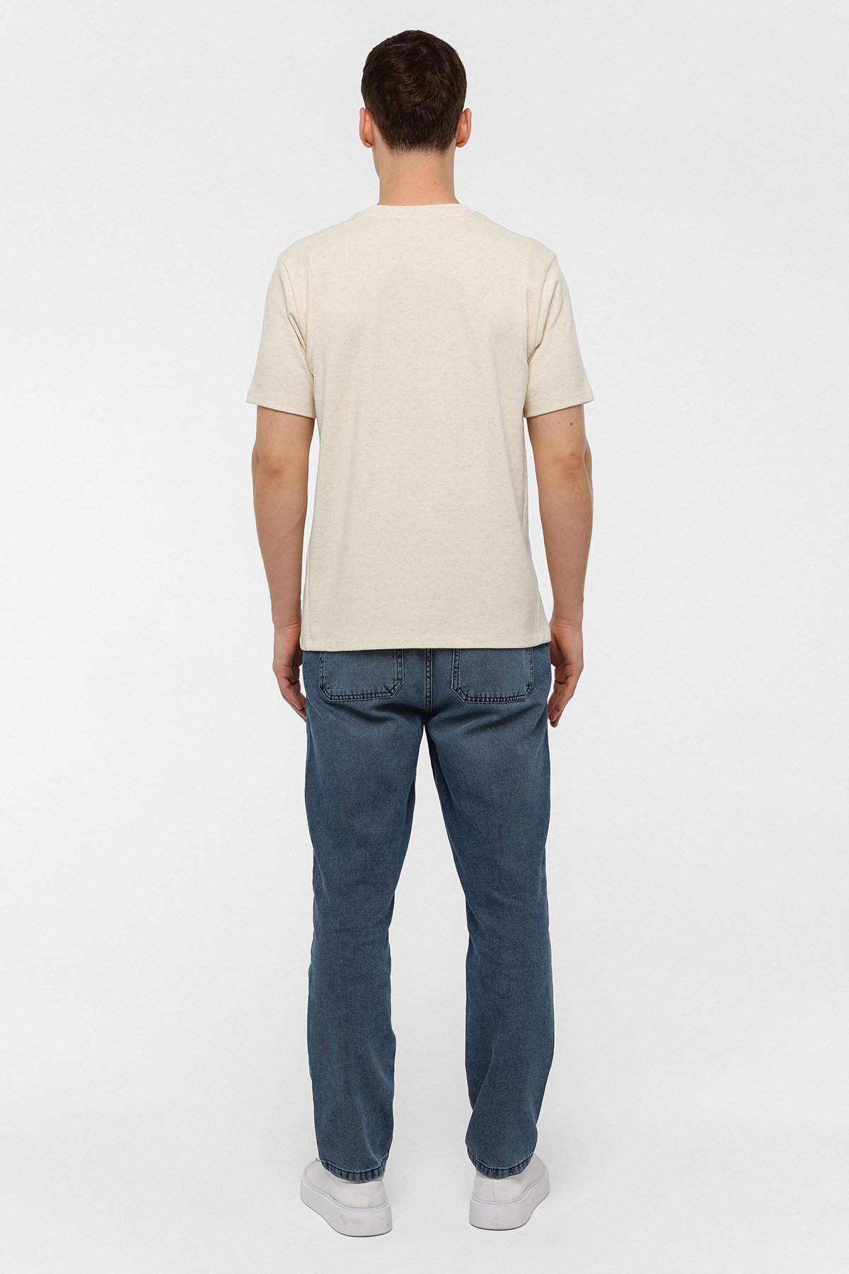 REGULAR FIT BİSİKLET YAKA TSHIRT