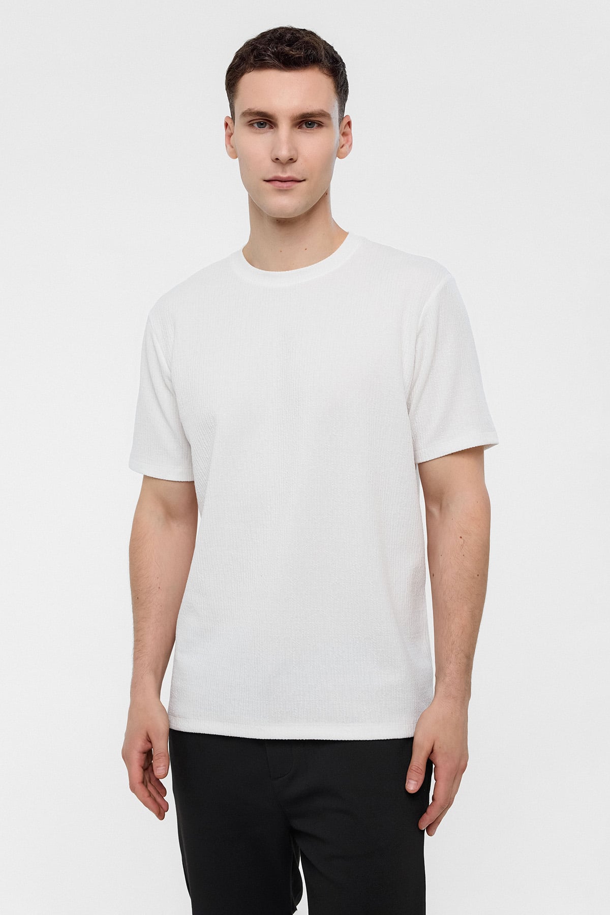 REGULAR FIT BİSİKLET YAKA TSHIRT
