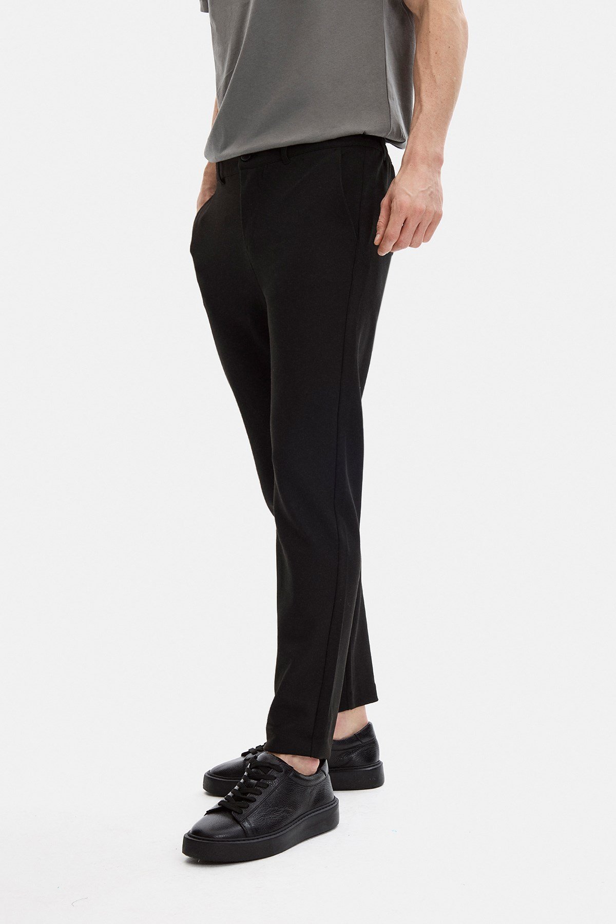 REGULAR FIT DIAGONEL JAKARLI ÖRME PANTOLON