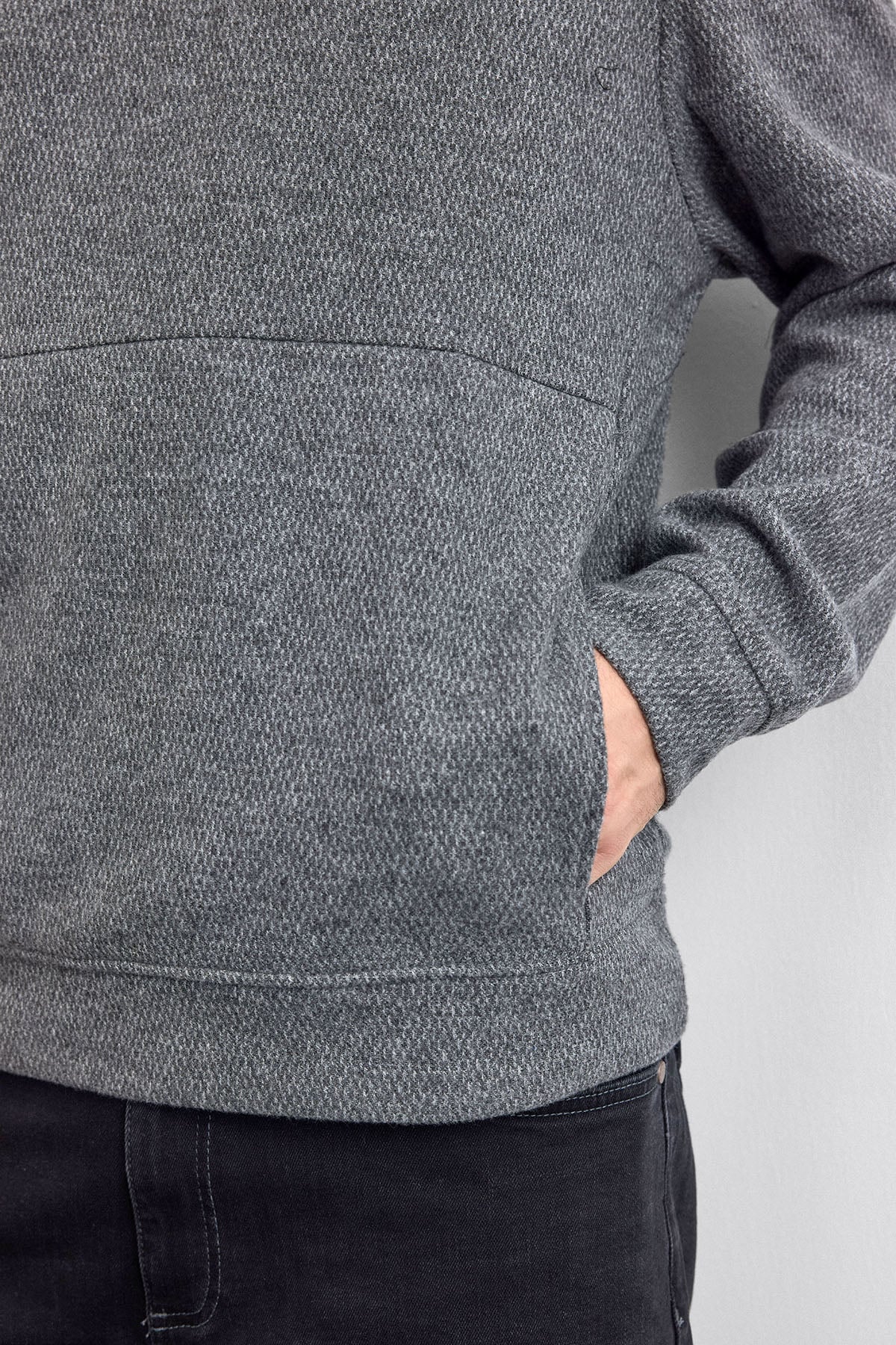REGULAR FIT DİK YAKA SWEAT