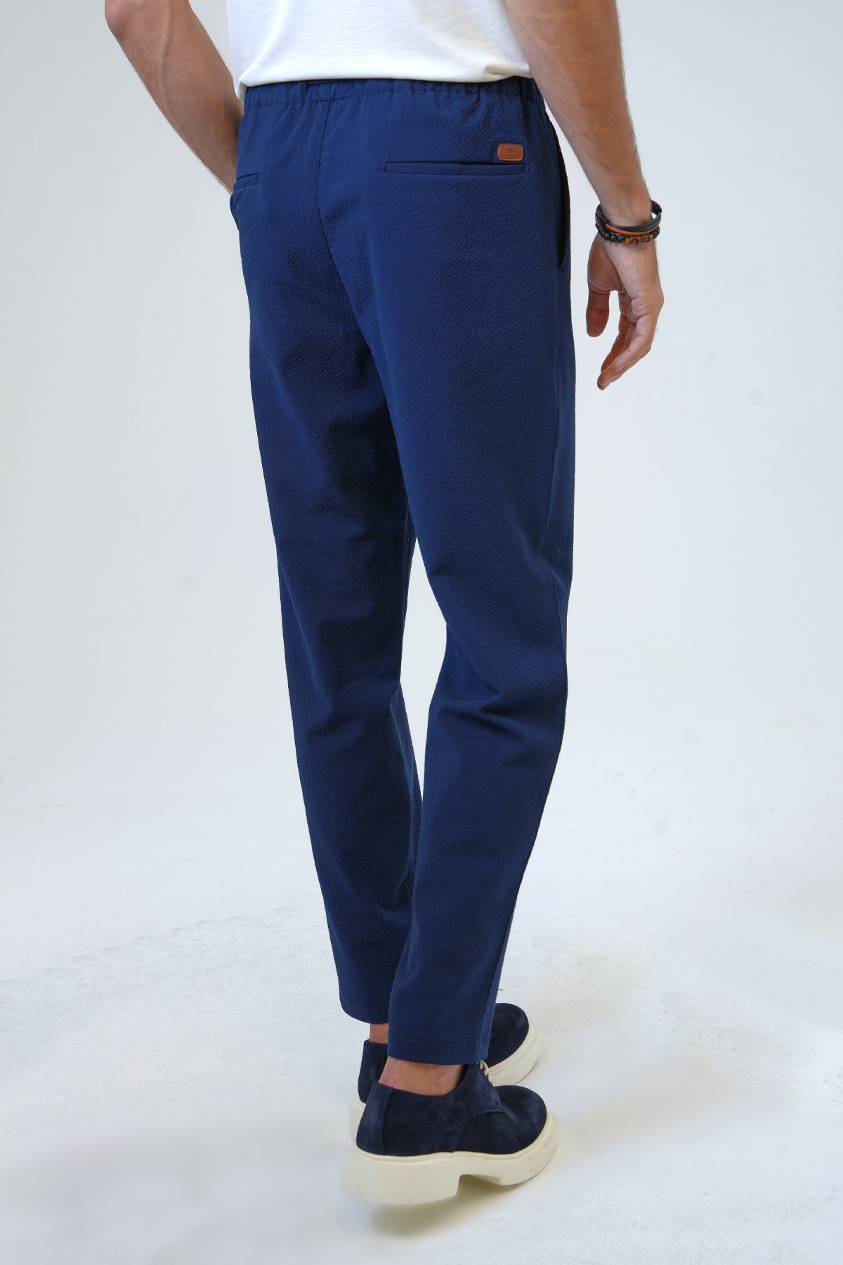 REGULAR FIT DOKUMA JOGGER PANTOLON