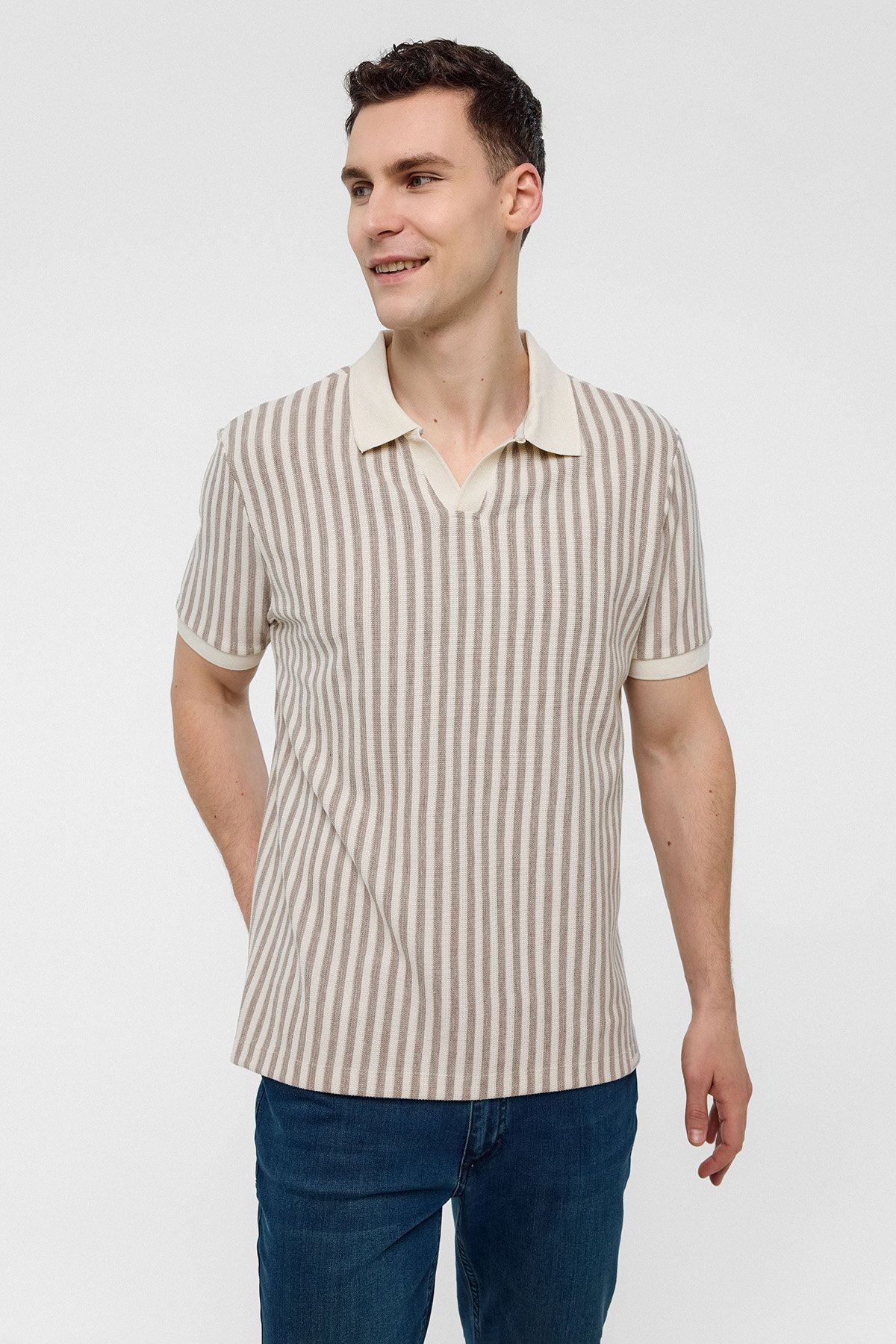 REGULAR FIT DÜĞMESİZ POLO YAKA TSHIRT