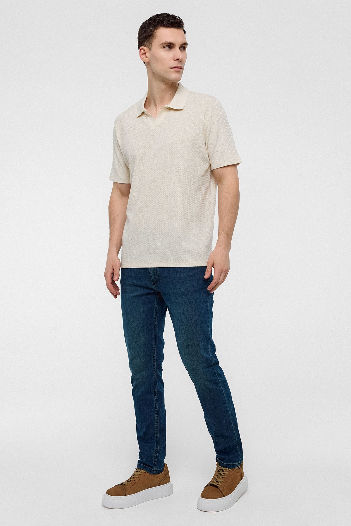 REGULAR FIT DÜĞMESİZ POLO YAKA TSHIRT