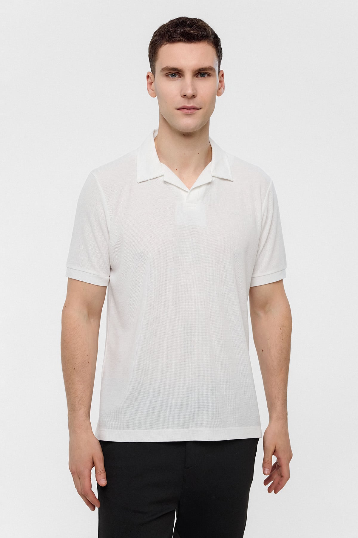 REGULAR FIT DÜĞMESİZ POLO YAKA TSHIRT