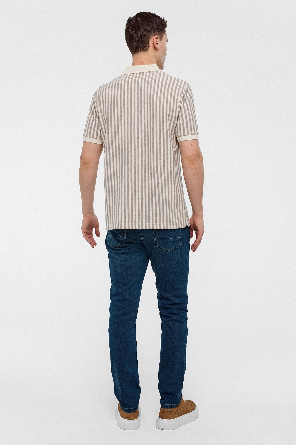 REGULAR FIT DÜĞMESİZ POLO YAKA TSHIRT