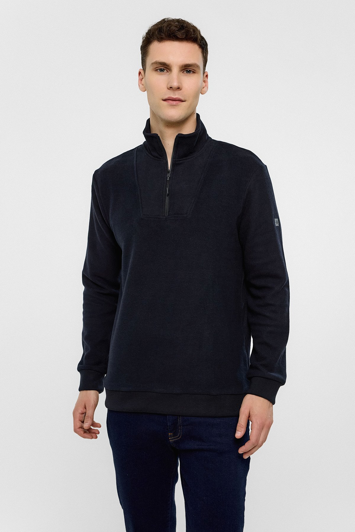REGULAR FIT FERMUARLI BALIKÇI YAKA SWEAT