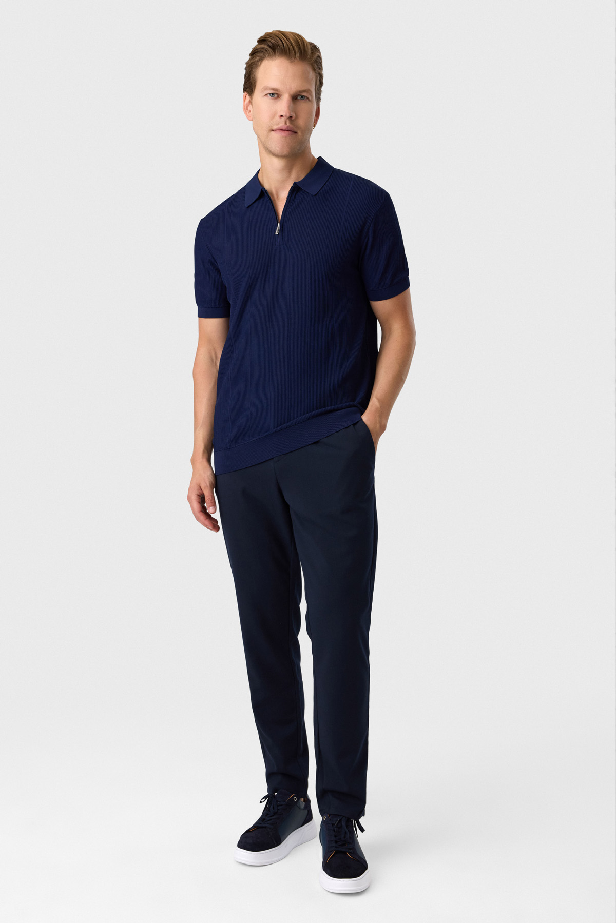 Regular Fit Lacivert Fermuarlı Tişört