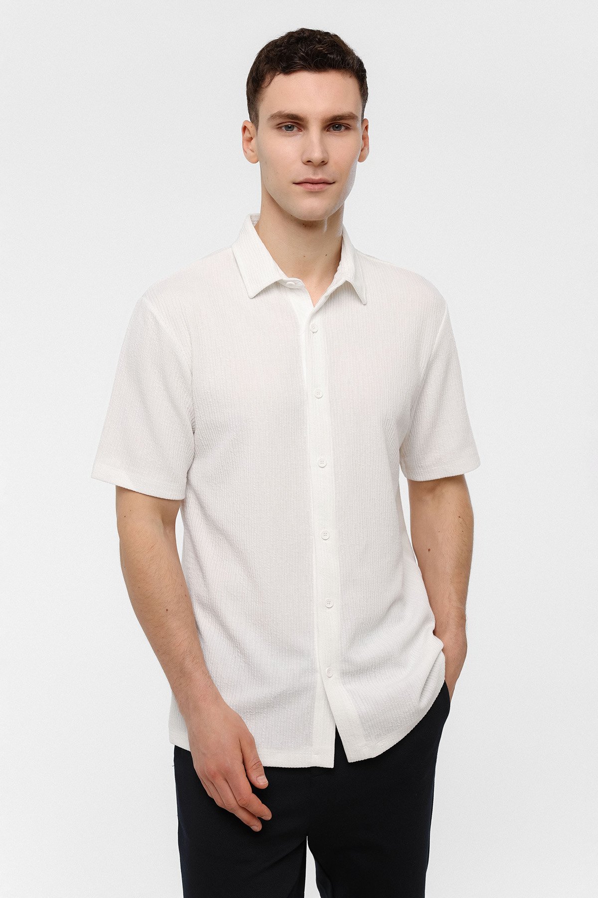 REGULAR FIT ÖRME KISA KOL GÖMLEK