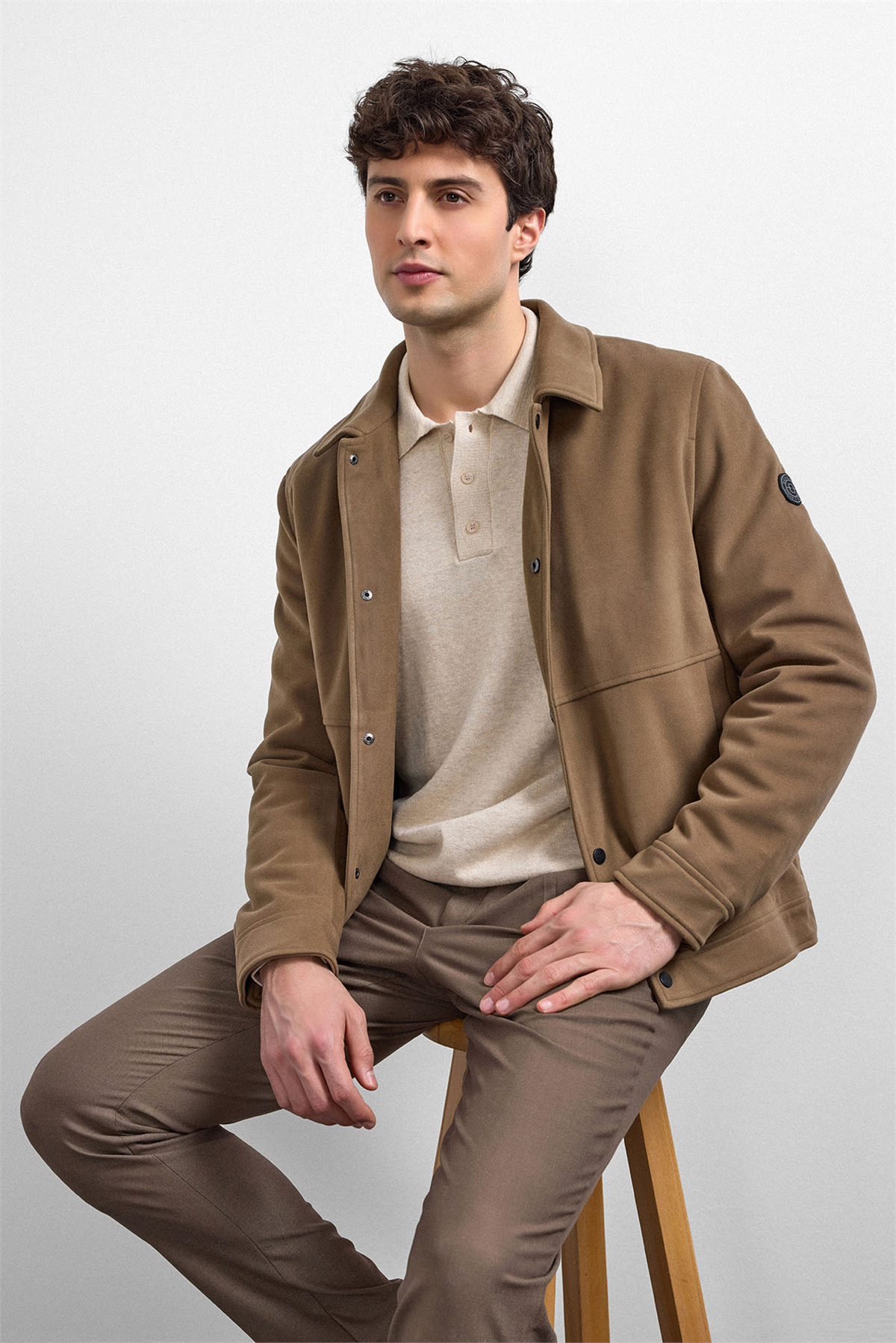REGULAR FIT SÜET MONT