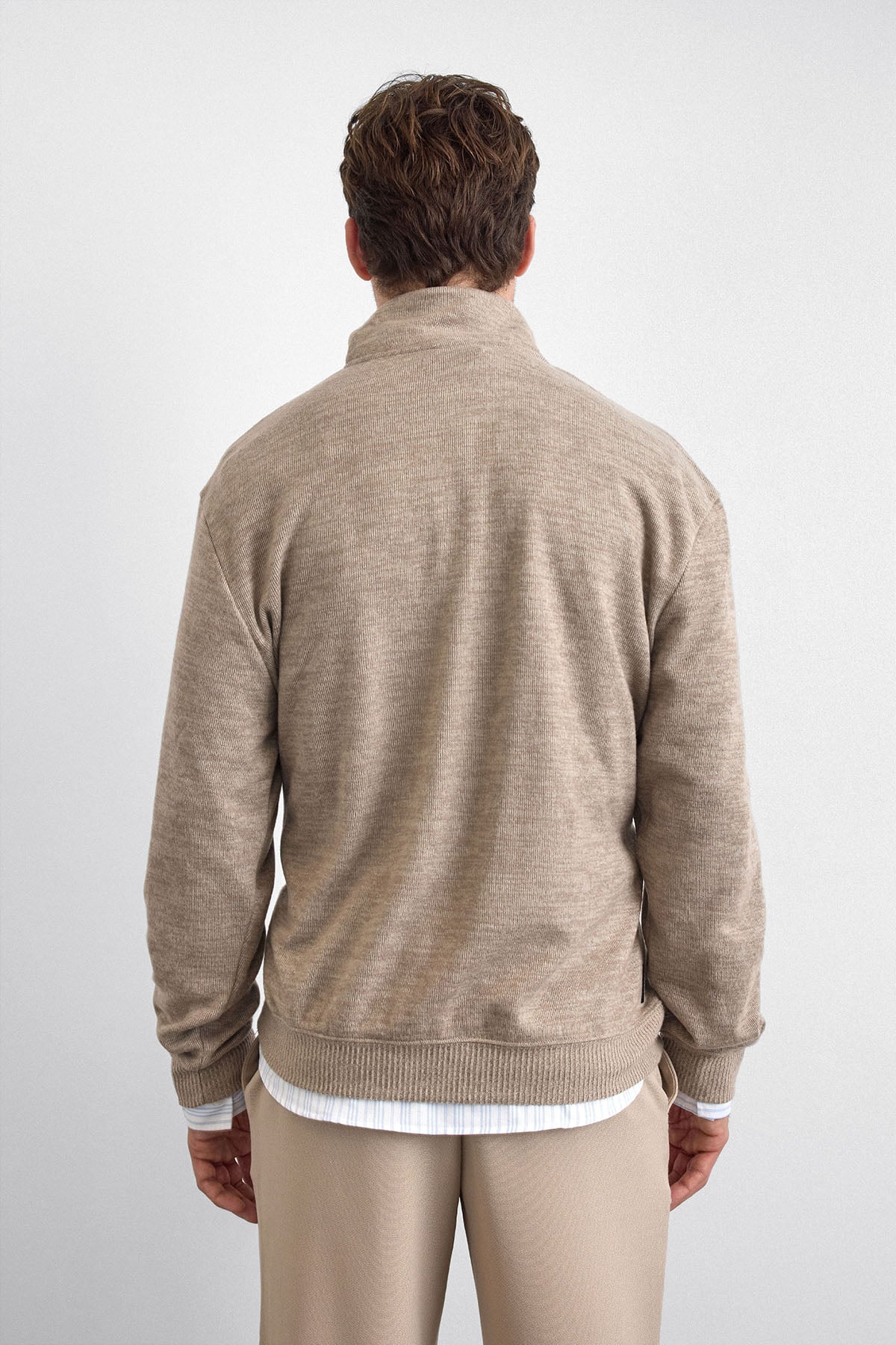 REGULAR FIT YARIM FERMUARLI SWEAT