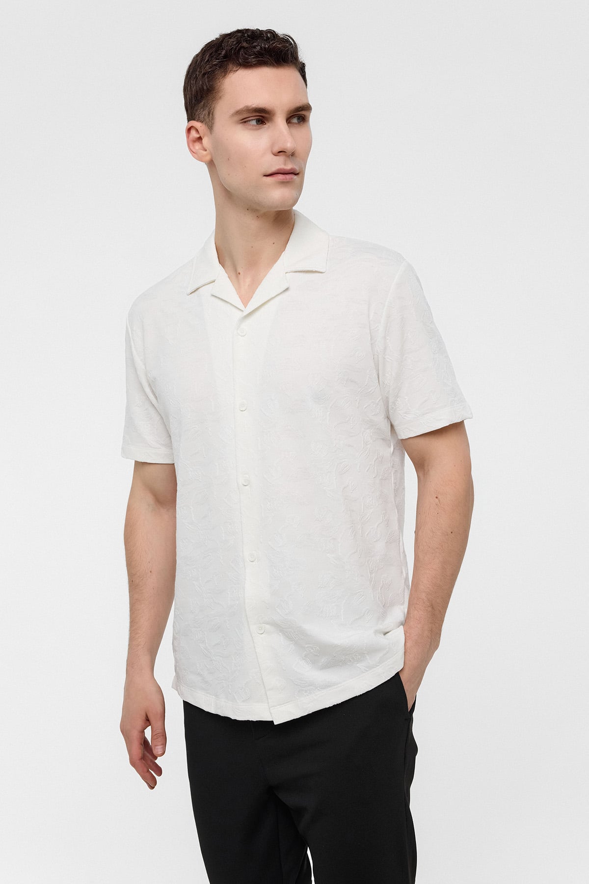 RELAXED FIT KÜBA YAKA ÖRME GÖMLEK