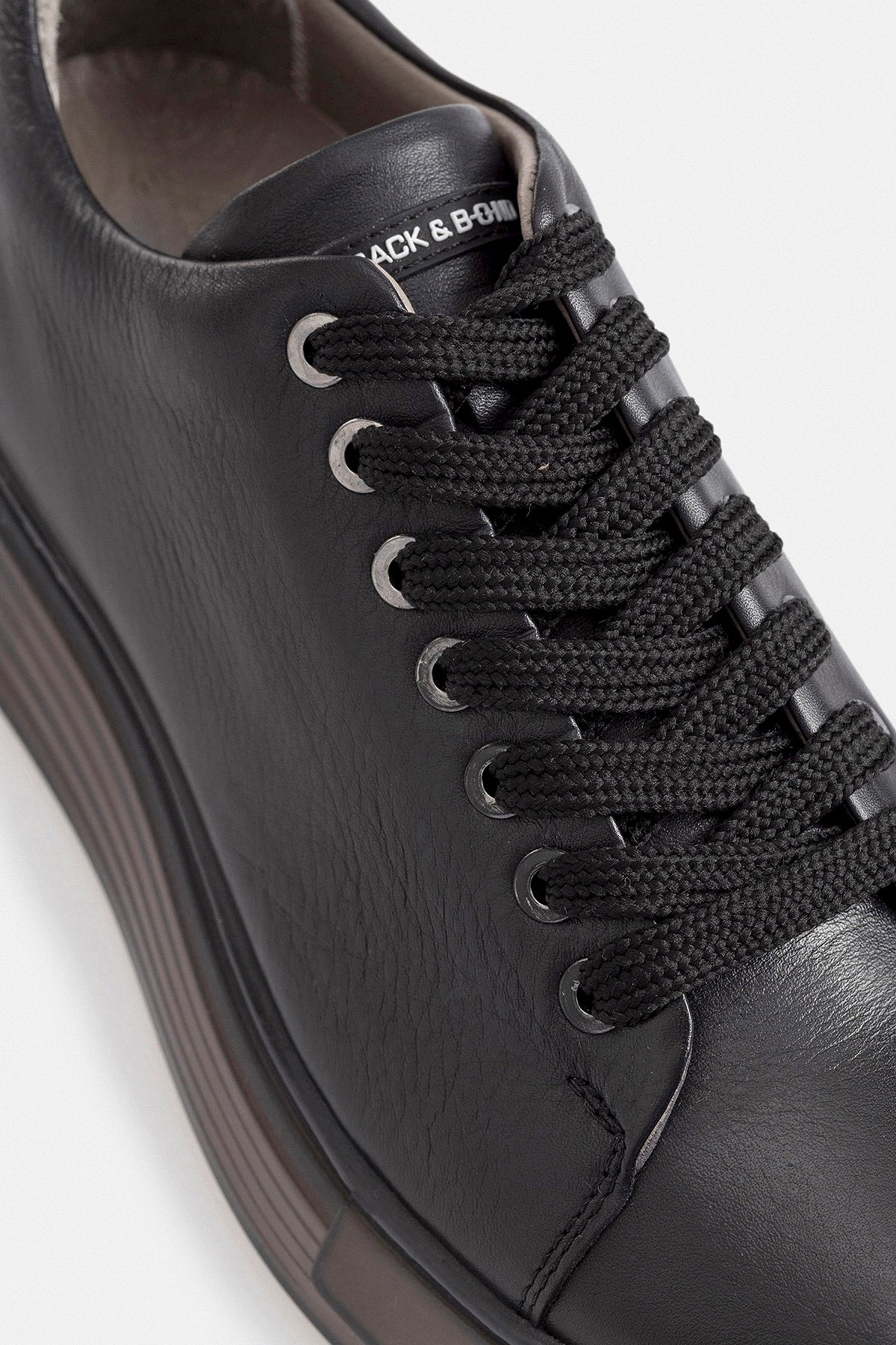 Siyah Deri Sneaker Ayakkabı