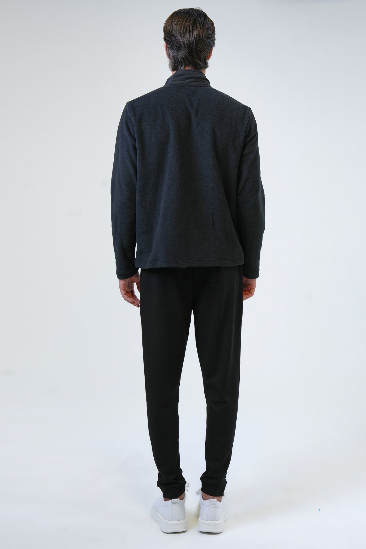 Siyah Regular Fit Bato Yaka Yarım Fermuarlı Sweatshirt