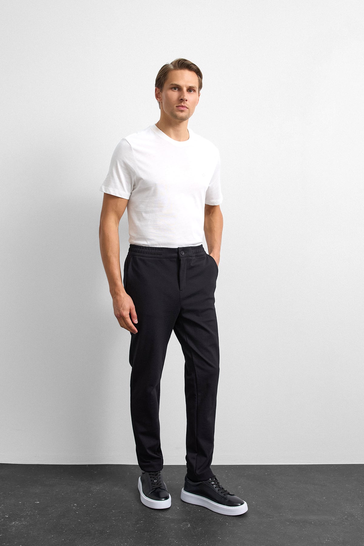 Siyah Regular Fit Örme Pike Jogger Pantolon