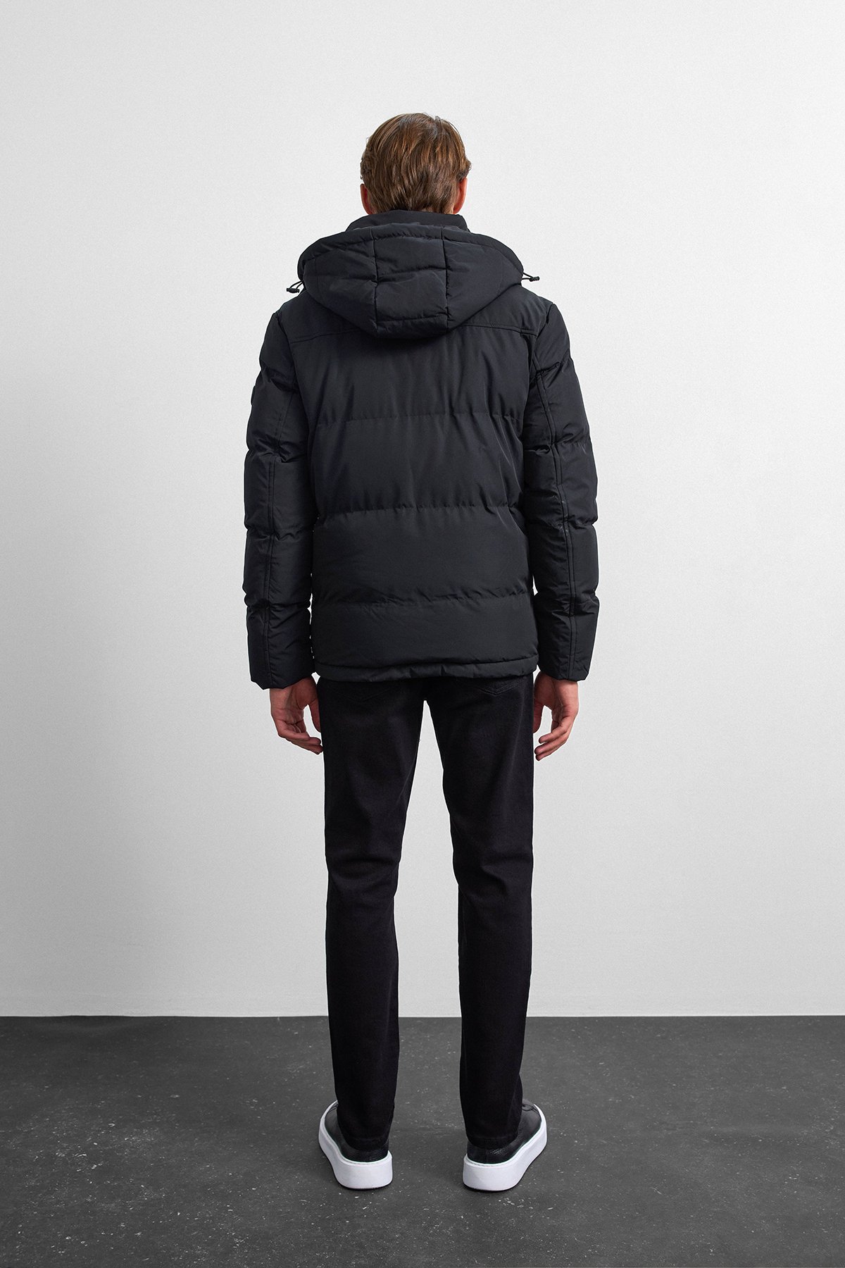 Siyah Relaxed Fit Puffer Mont