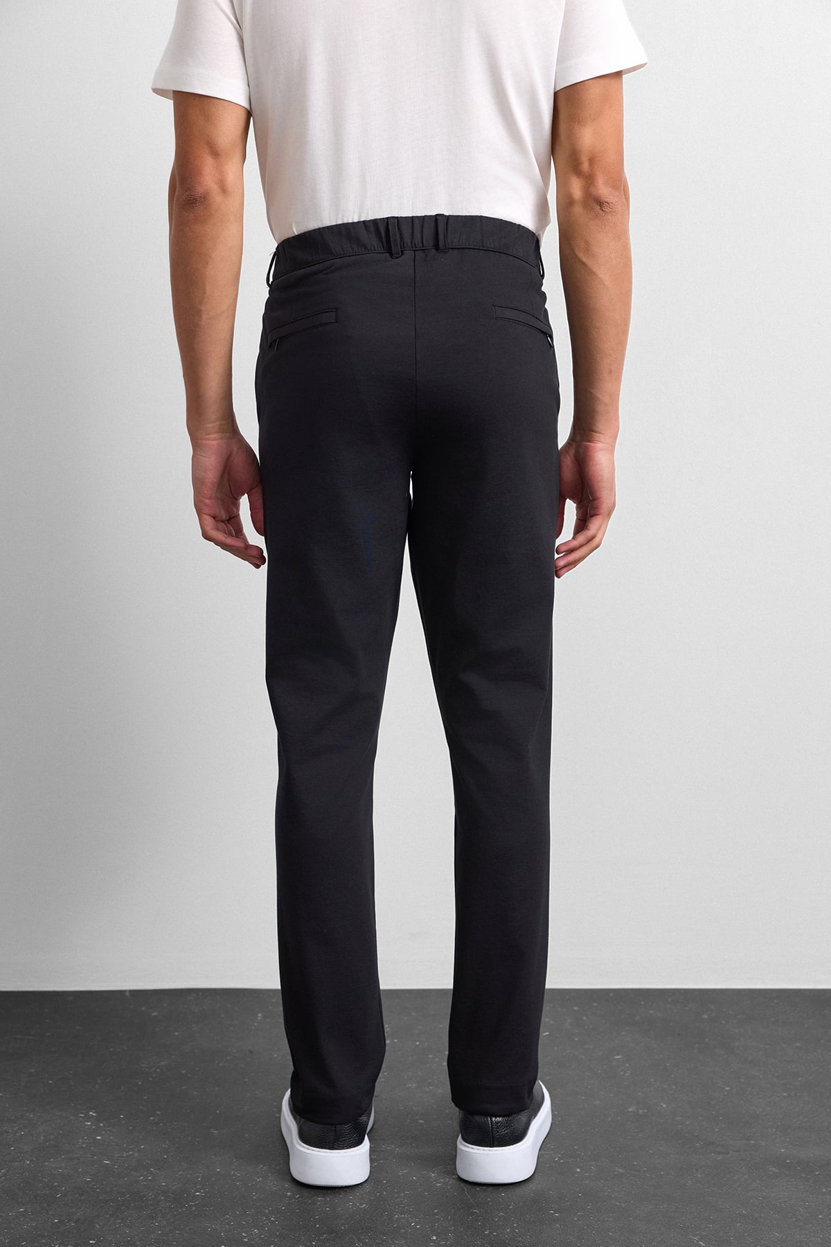 Siyah Slim Fit Örme Jogger Pantolon