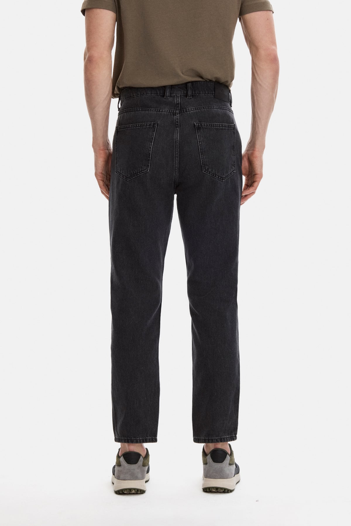 TAPERED FIT DENİM PANTOLON
