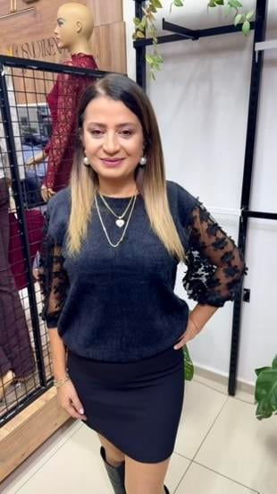 ANGORA SİYAH KOLU TÜLLÜ KAZAK