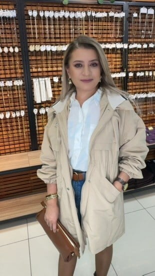 BEJ RENGİ KAPÜŞONLU TRENÇKOT