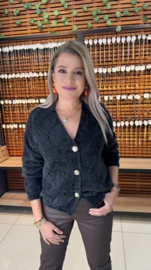 İNCİ DETAYLI SİYAH ANGORA HIRKA