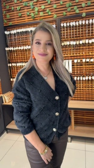İNCİ DETAYLI SİYAH ANGORA HIRKA