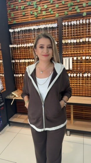 KAHVE RENGİ KAPİŞONLU EŞOFMAN TAKIMI