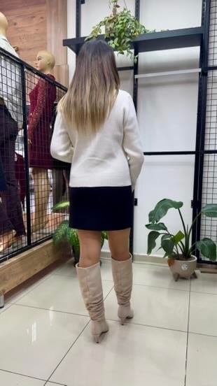 KREM RENGİ KADIN HIRKA 