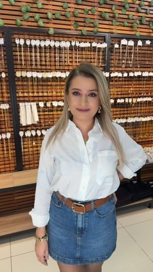 MAVİ LOVE YAZILI BEYAZ GÖMLEK