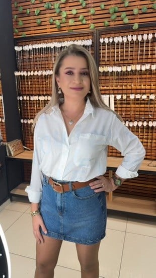 MAVİ LOVE YAZILI BEYAZ GÖMLEK