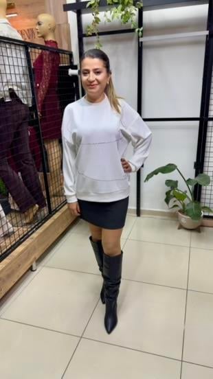 MODAL TAŞLI BEYAZ SWEAT