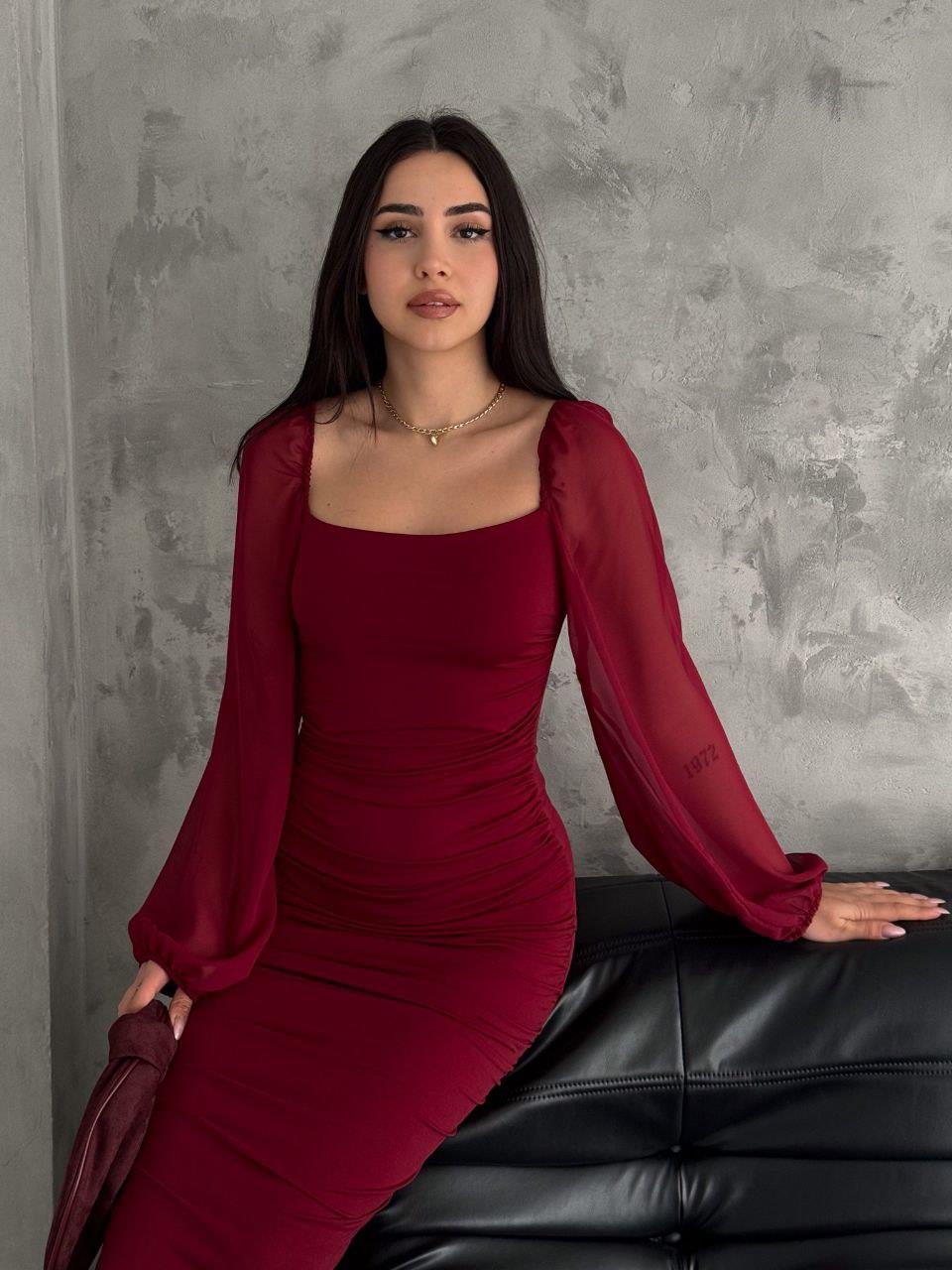 Kırmızı şifon kol sandy kumaş büzgülü likralı uzun elbise