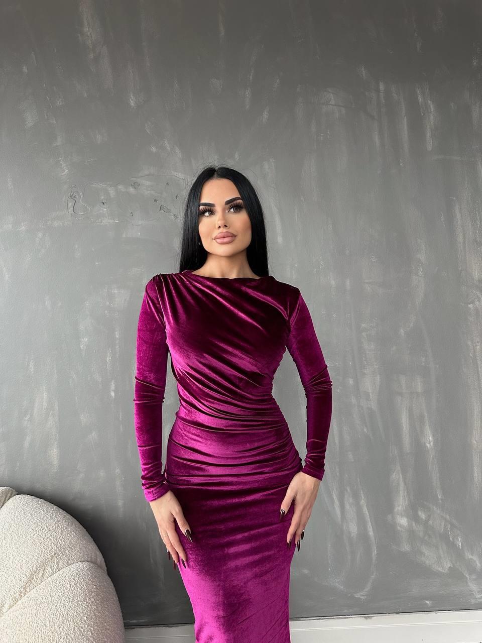 Pembe kadife büzgülü maxi boy elbise