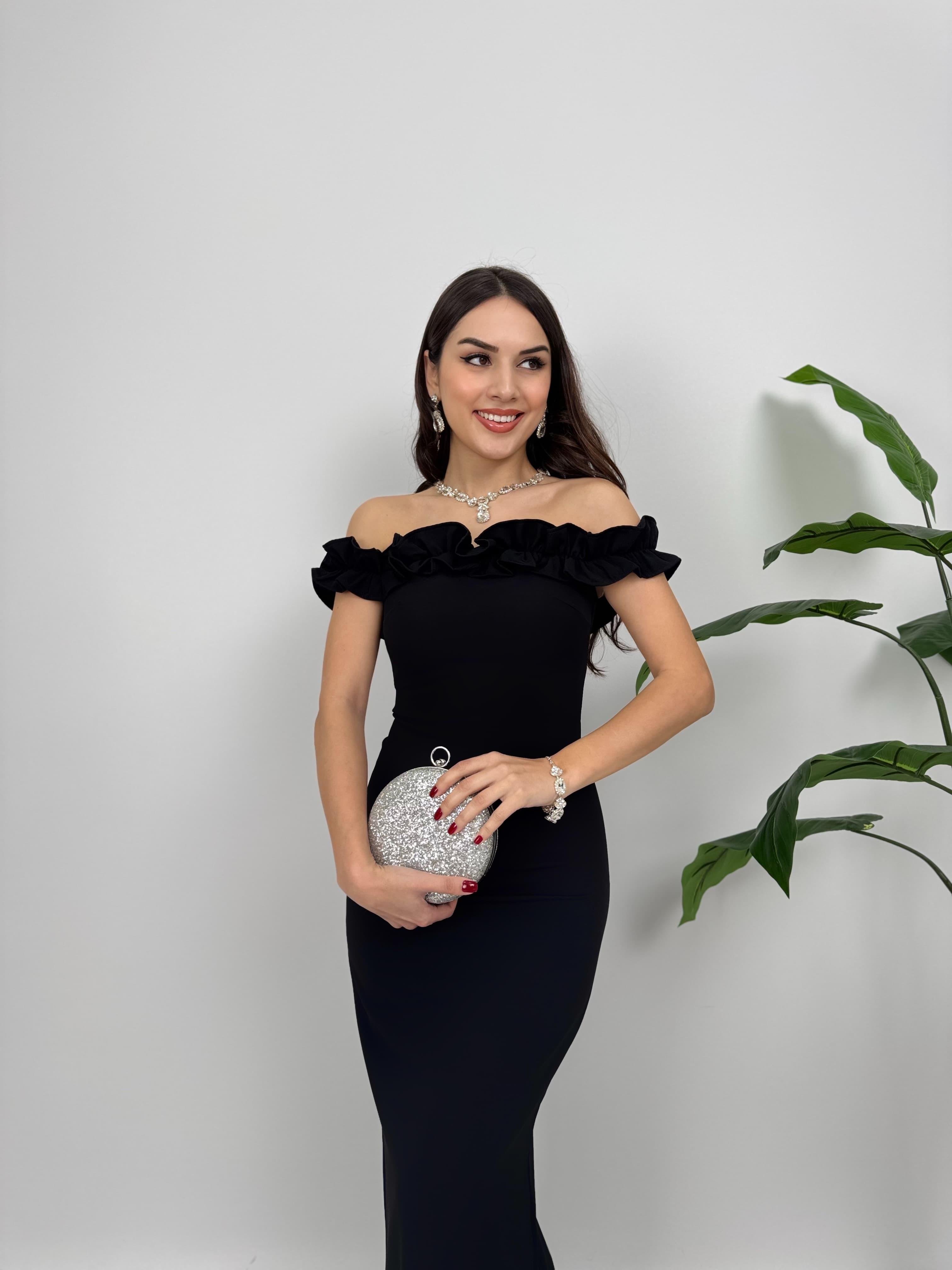 Siyah madonna yaka fırfırlı uzun kalem abiye