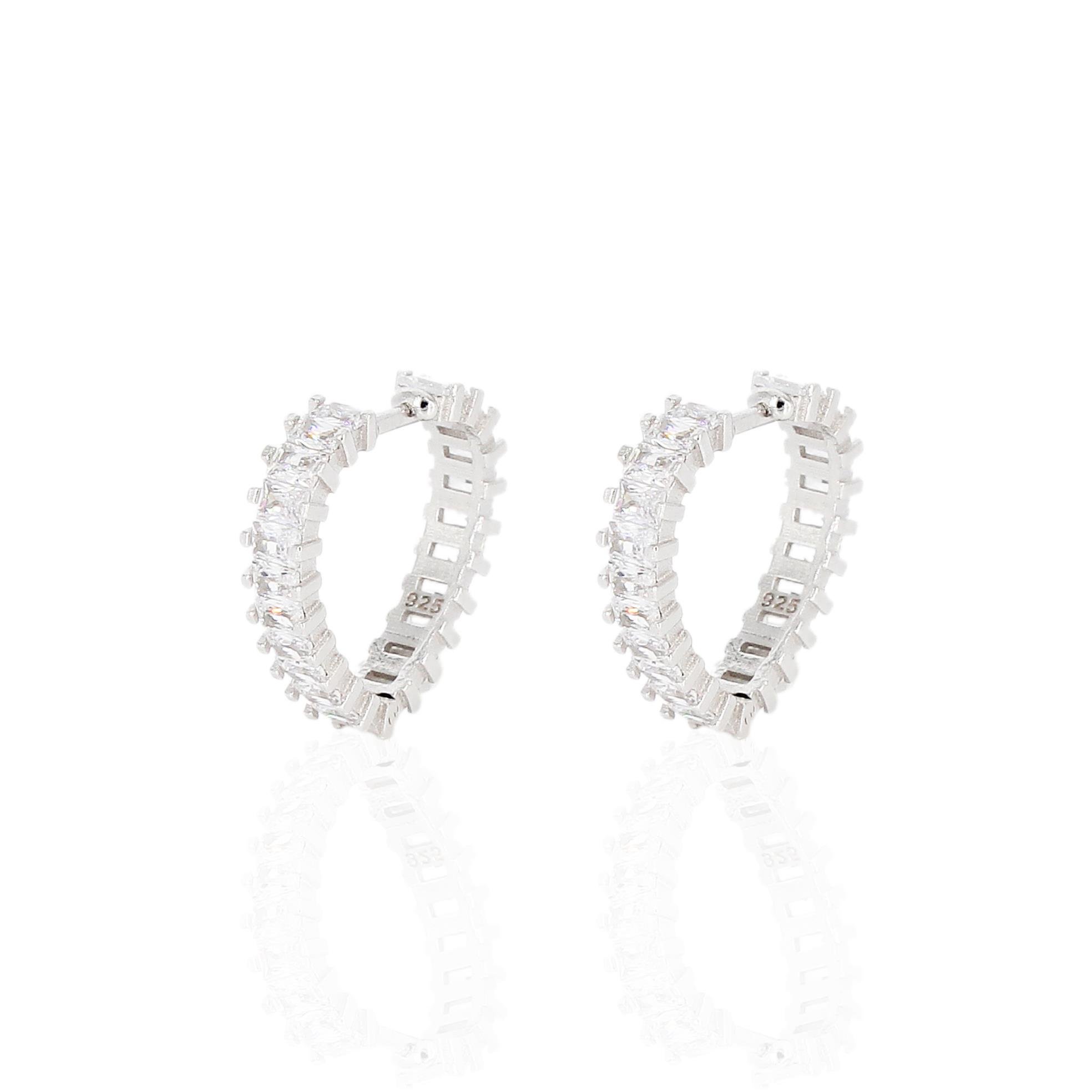 Baget Taşlı Kalp Küpe