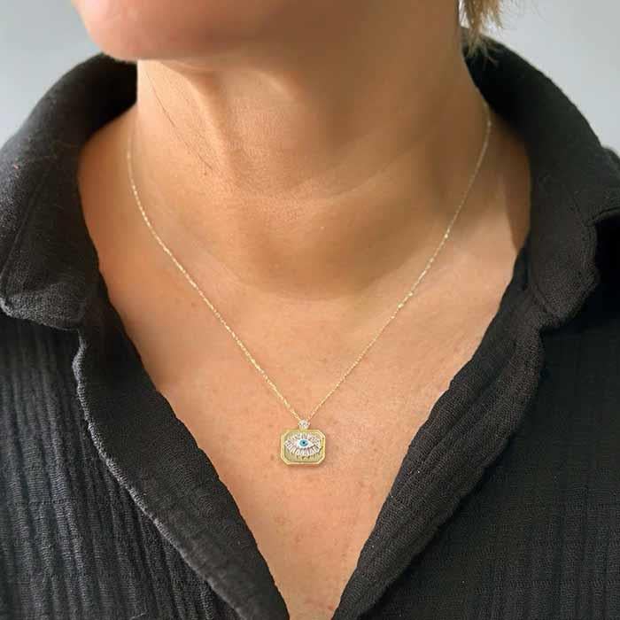 Baget Taşlı Plaka Göz Kolye