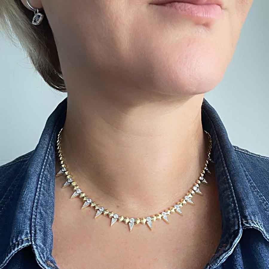 Diken Zirkon Taşlı Stil Gerdanlık