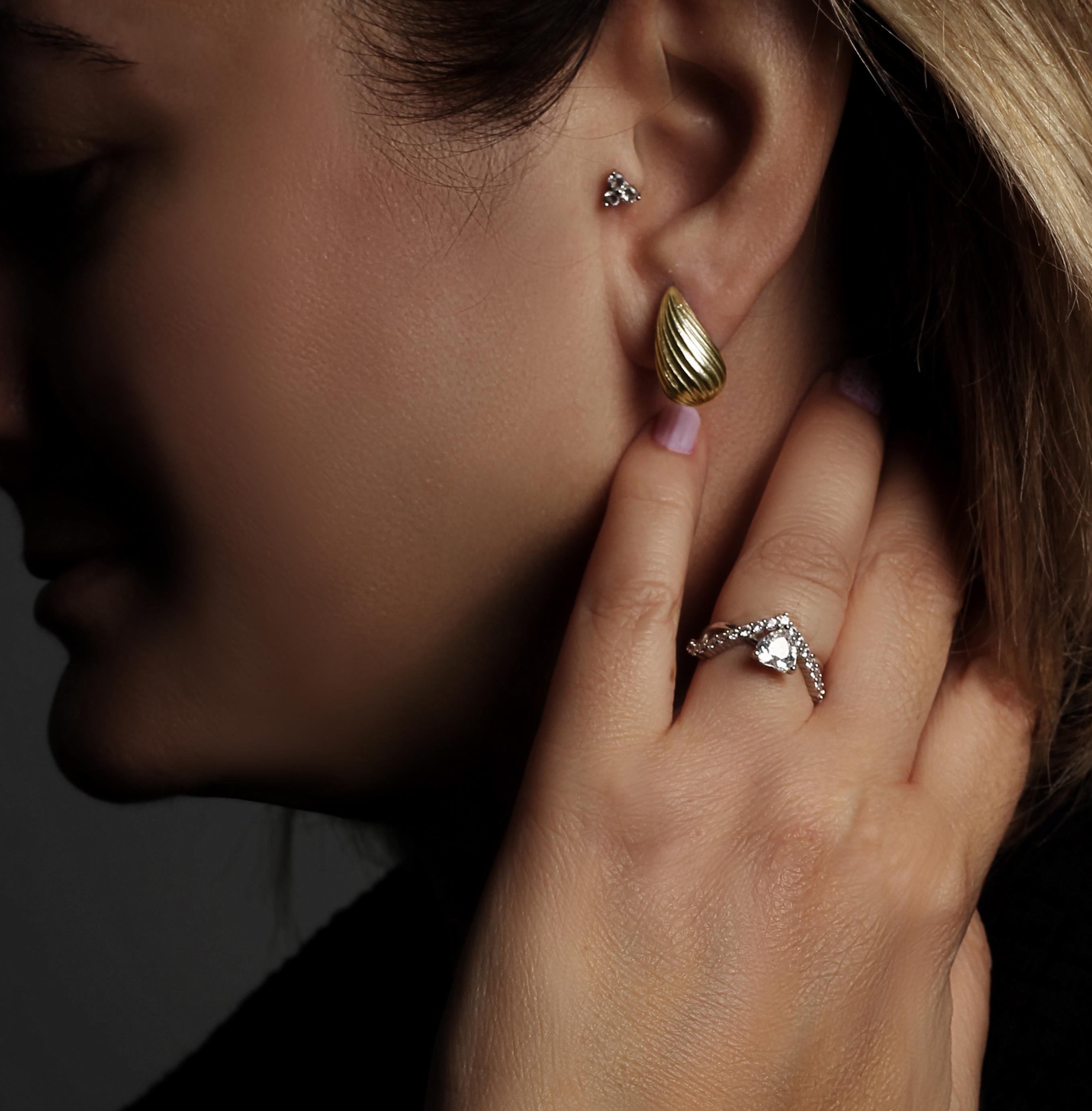 Dilimli Mini Bottega Küpe Gold