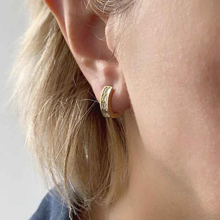 Taşlı Mini V Küpe