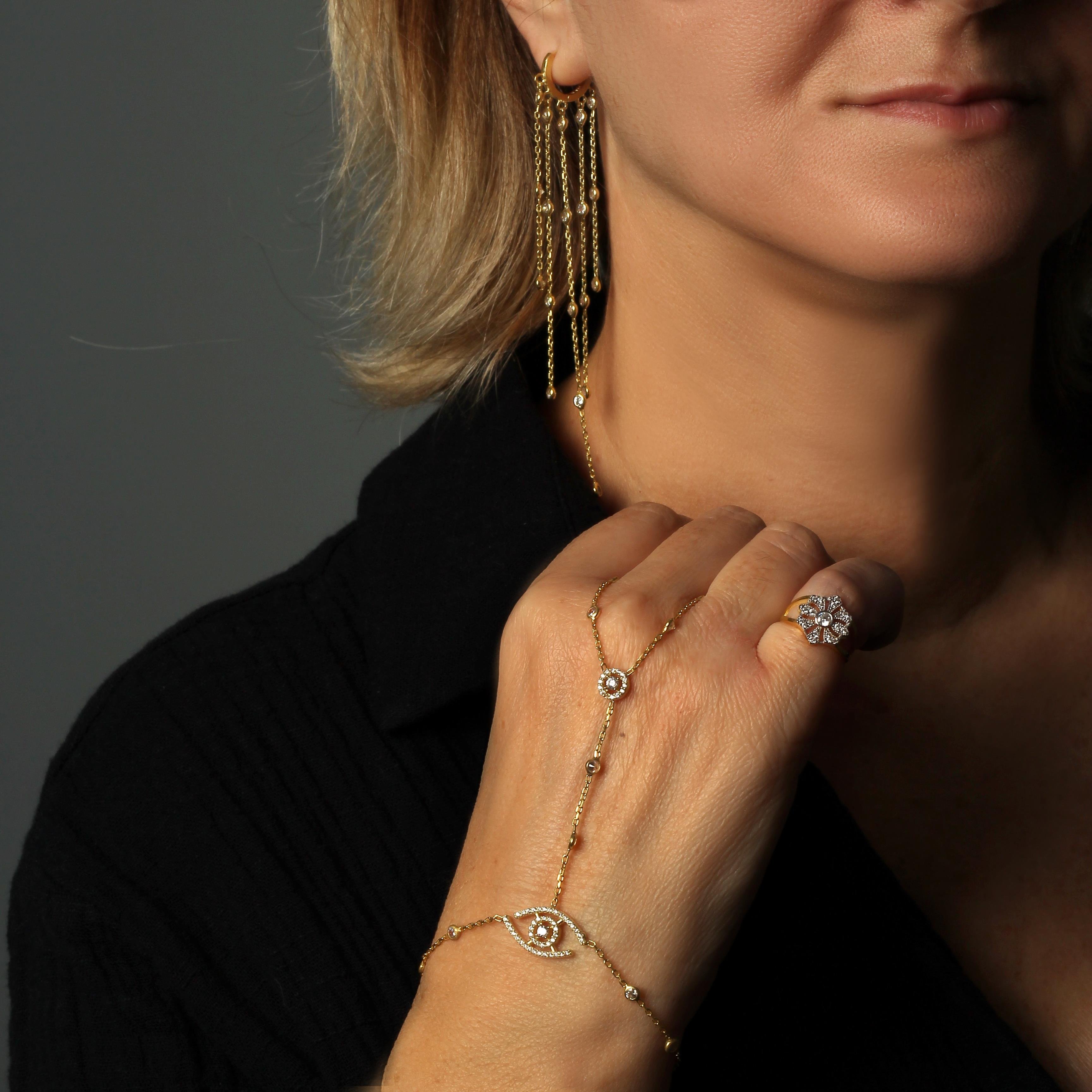 Taşlı Uzun Zincir Küpe Gold