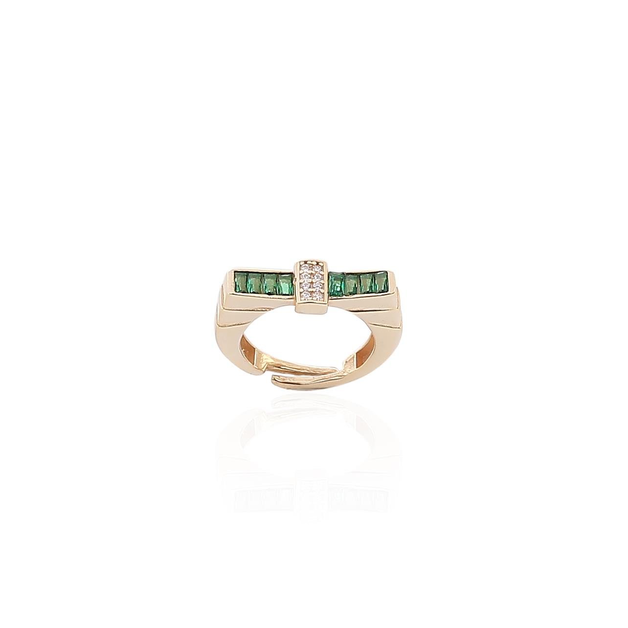 Yeşil Taşlı Köşeli Yüzük