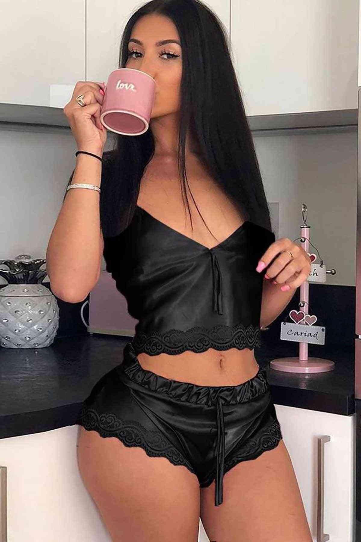 Aria's Closet Saten Dantelli Şortlu Pijama Takım Siyah