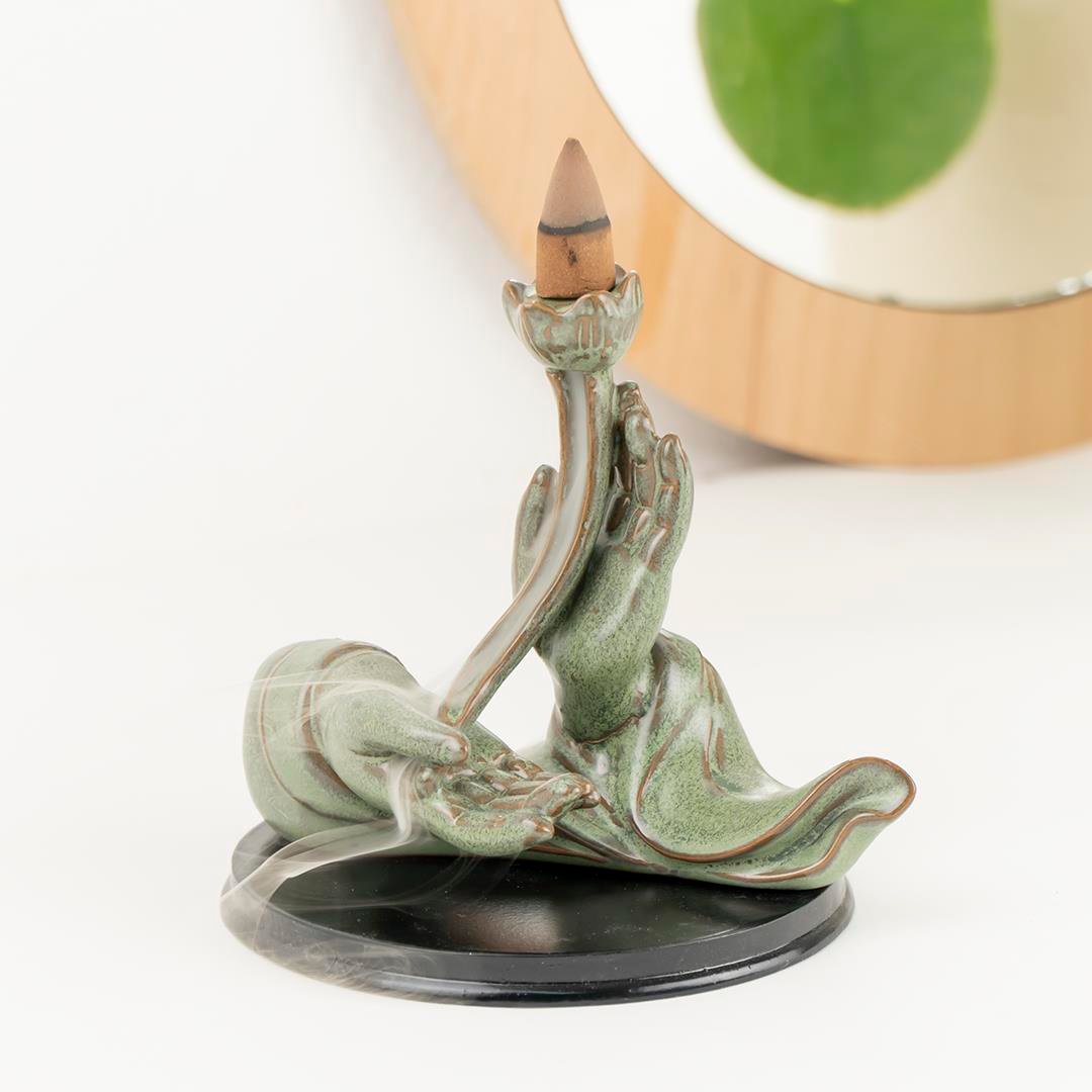 Om Lotus Temalı Geri Akışlı Şelale Tütsülük