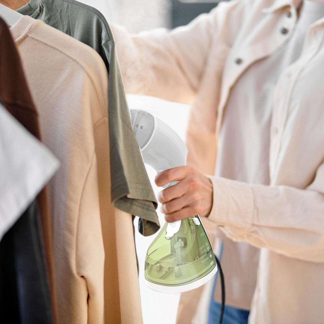 Kumtel Beyaz Portatif Buharlı Kırışık Giderici Dikey Ütü HMGS-01