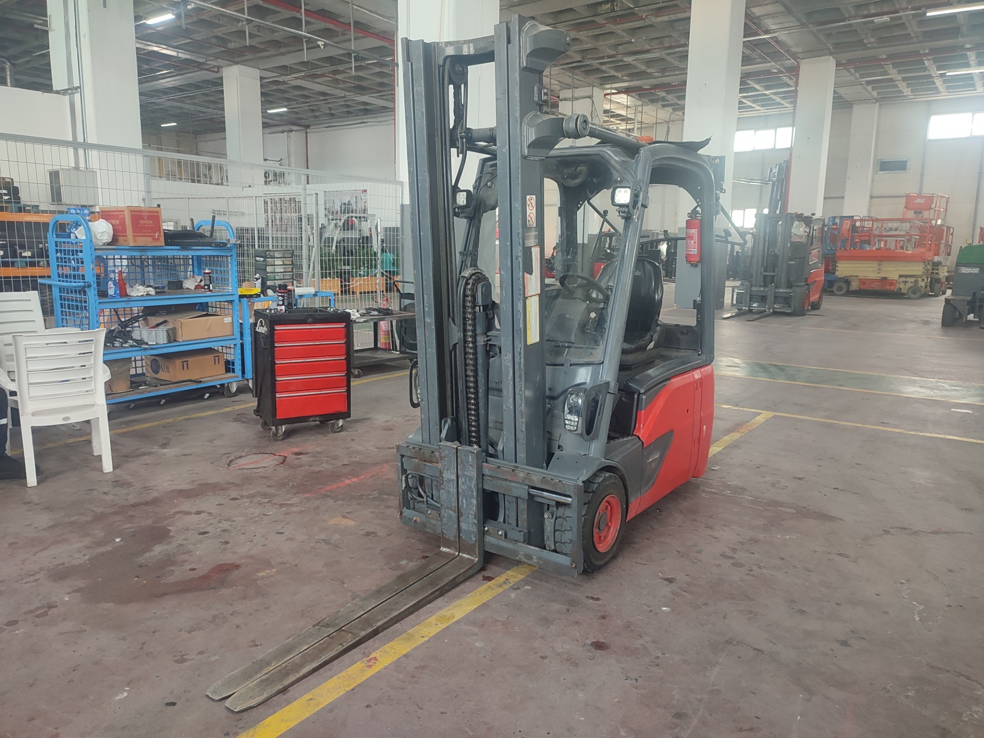 LINDE E16-386-02 Elektrikli Forklift (F1.7305)