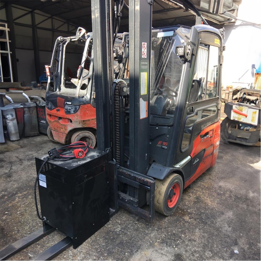 LINDE E16C-386-02 Elektrikli Forklift (F1.8064)