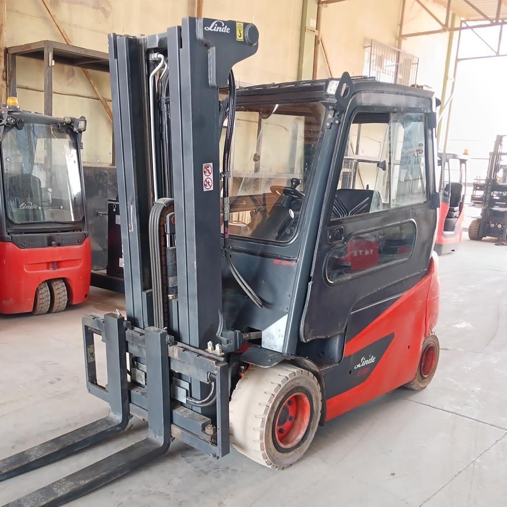 LINDE E30S-1276 Elektrikli Forklift (F1.8267)