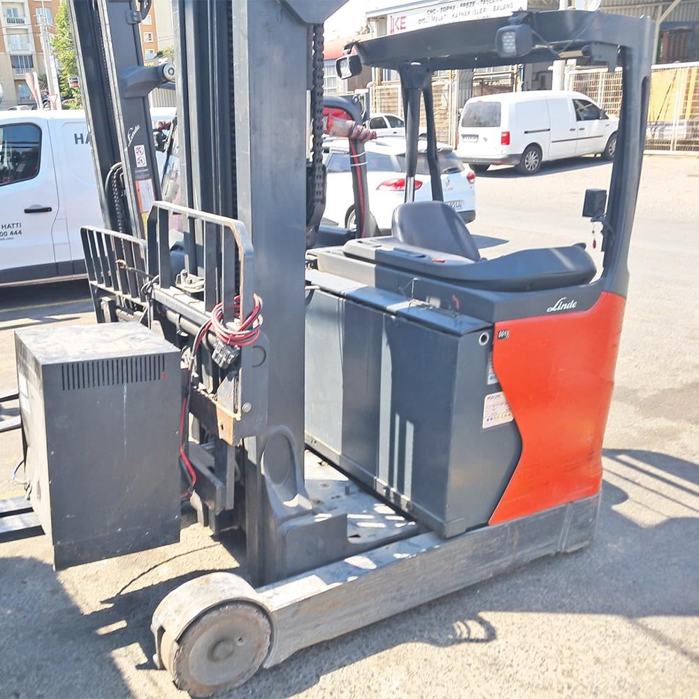 LINDE R20HD-1120  Reach Truck (F1.6186)